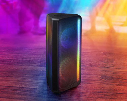  Sound Tower is beaming out blue light to create a party mood. Colorful lights are surrounding the Sound Tower.